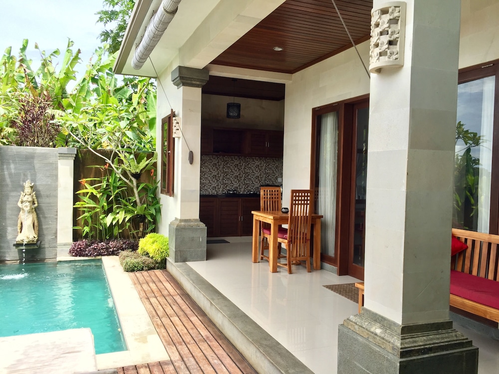 Uma Padi Villa 5/75