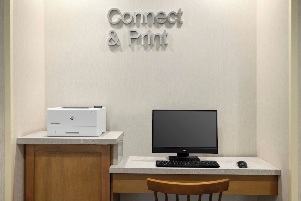 Fairfield Inn & Suites by Marriott San Antonio Medical Center 40/50