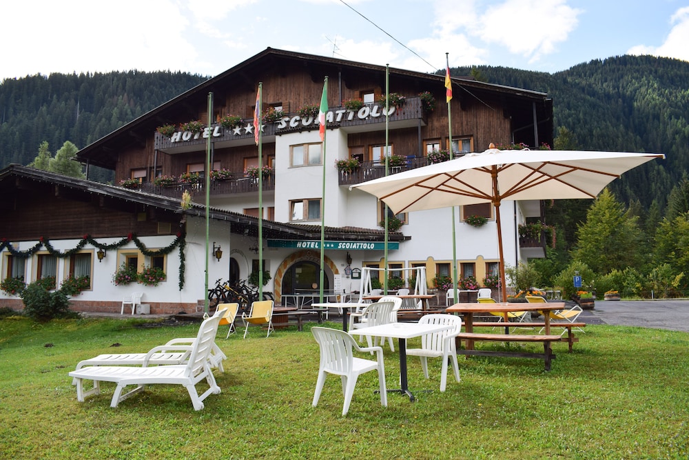 Hotel Scoiattolo 38/50