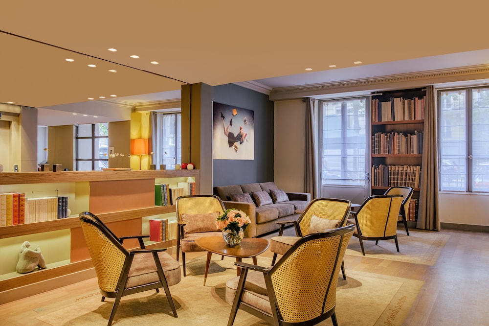 Hotel Le Tourville by Inwood Hotels 41/48