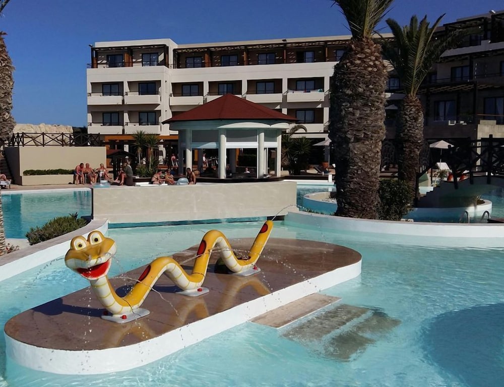 D'andrea Mare Beach Hotel in IALYSSOS