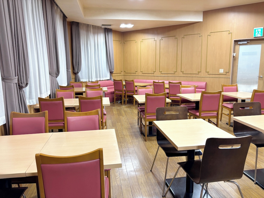 Green Rich Hotel Aso Kumamoto Airport 61/68