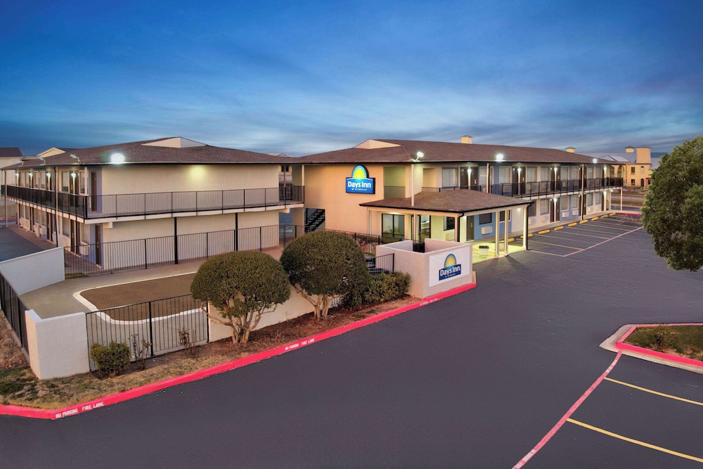 Days Inn by Wyndham Wichita Falls 25/50