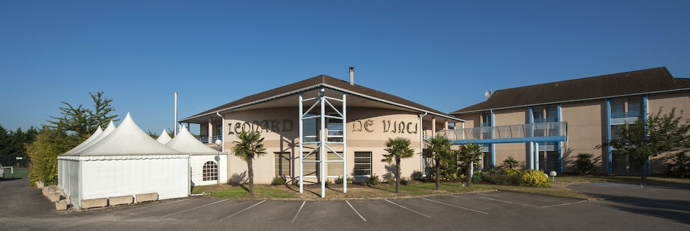Espace Leonard De Vinci 4/50