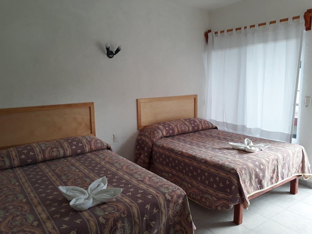 HOTEL QUINTA PARAISO COCOYOC 9/31