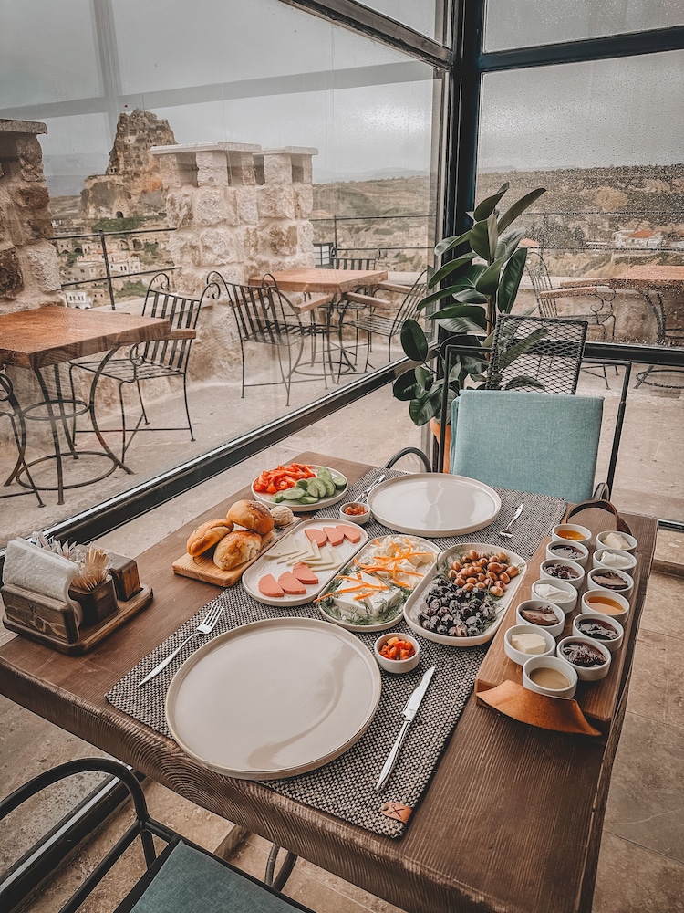 Vita Cave Suites 35/48