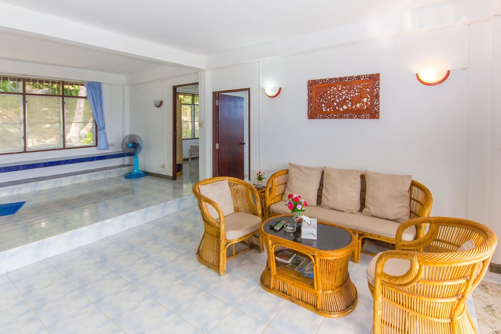 Seaview Paradise Beach & Mountain Villas 16/30