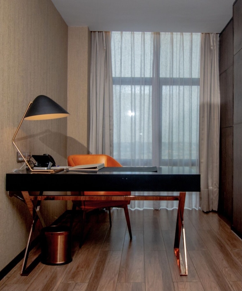 Golden Hotel & Suites 29/50
