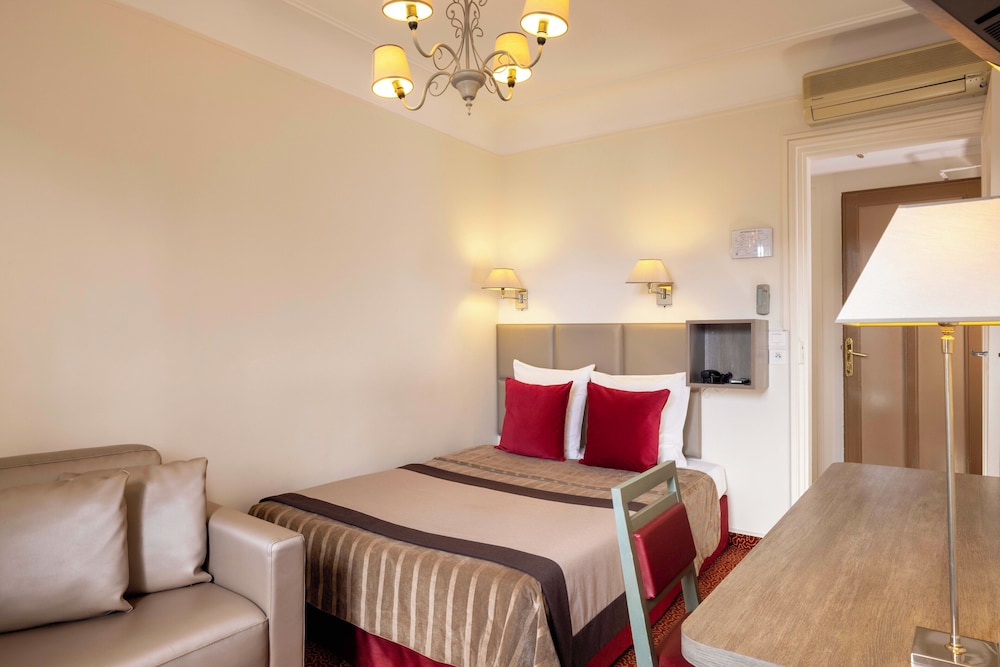 HOTEL SAINT PIERRE 13/50