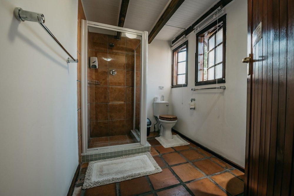 The Village Lodge 33/50