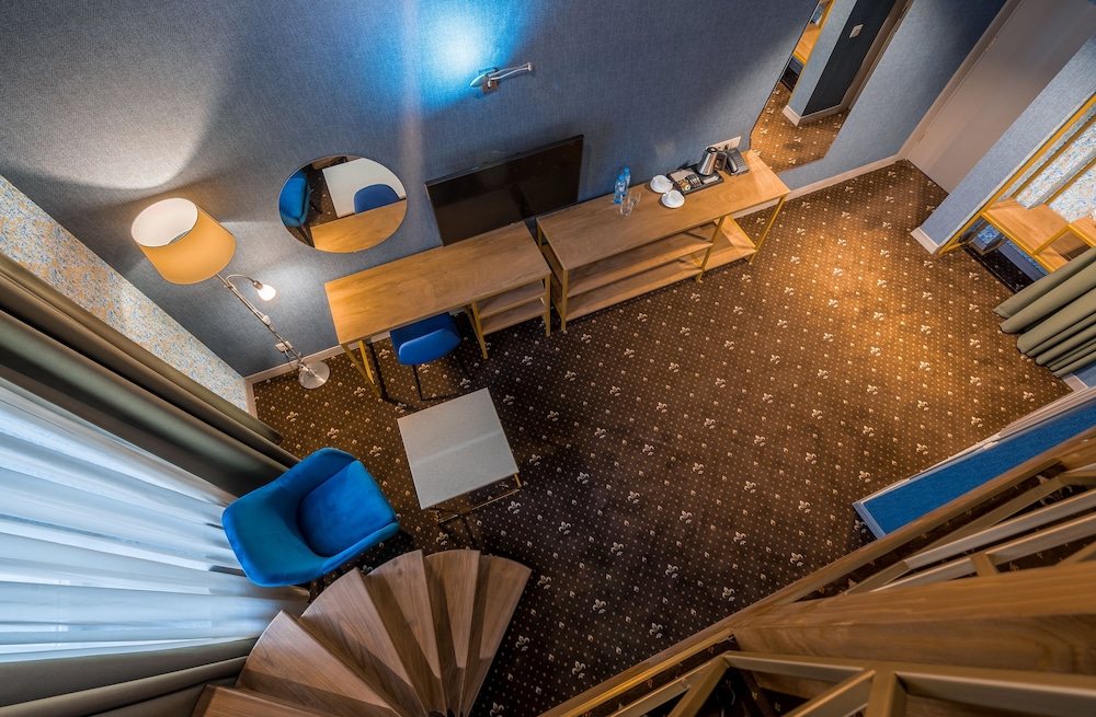 Hotel Gladius inn 49/63