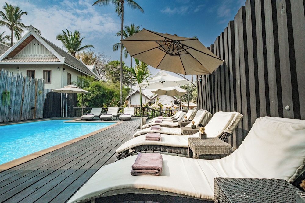 Sanctuary Hotel 34/62