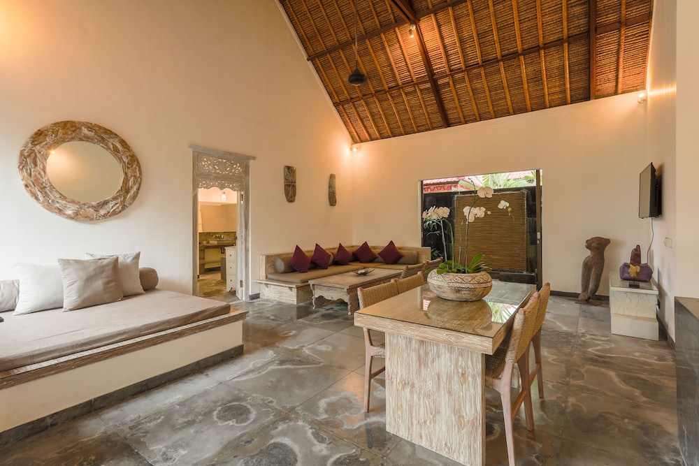Indiana Kenanga Luxury Villas Spa Restaurant 34/50
