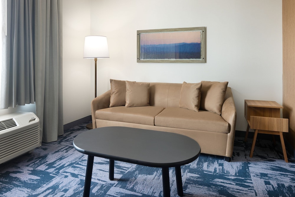 Fairfield Inn & Suites by Marriott Montrose 10/21