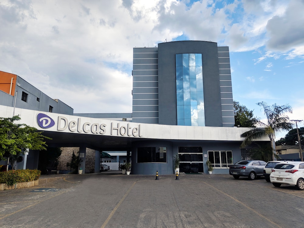 Delcas Hotel 56/68