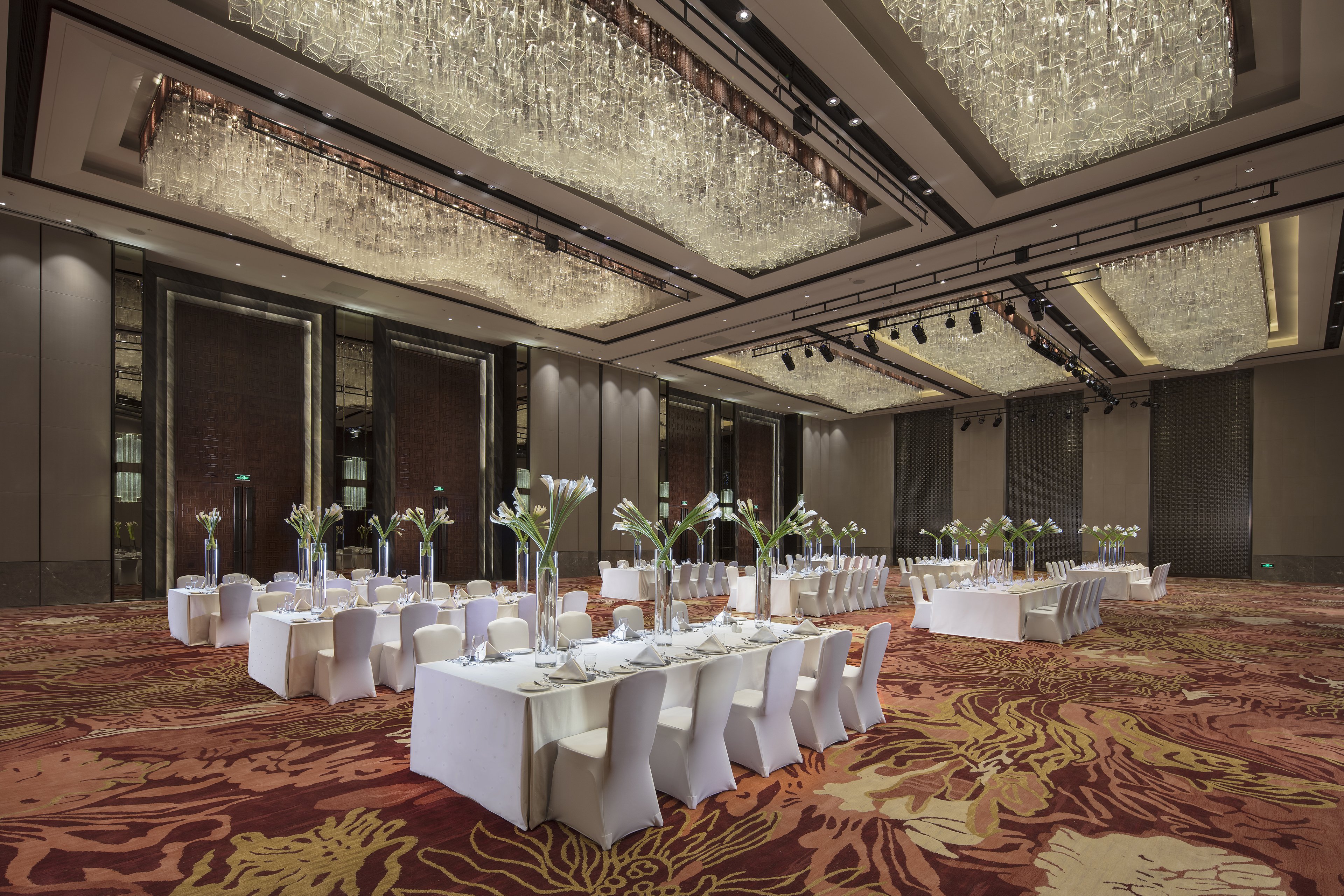 HUALUXE Hotels and Resorts Zhangjiakou 44/50
