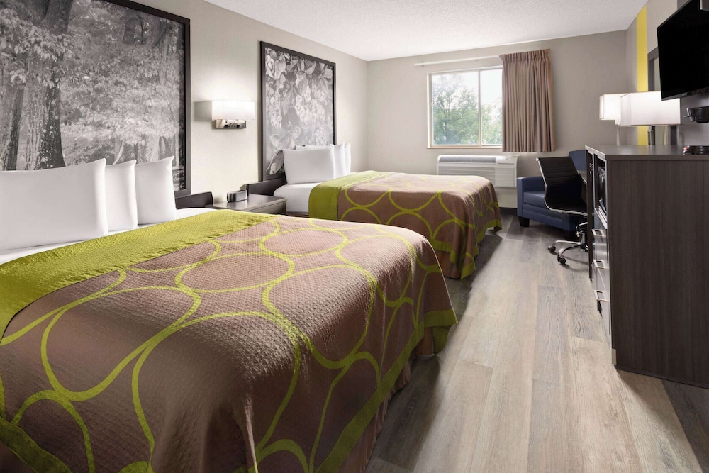 Standard, 2 Queen Beds