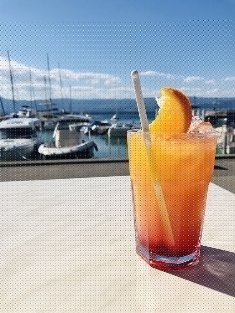 Hotel the Originals Le Jules Verne 26/70