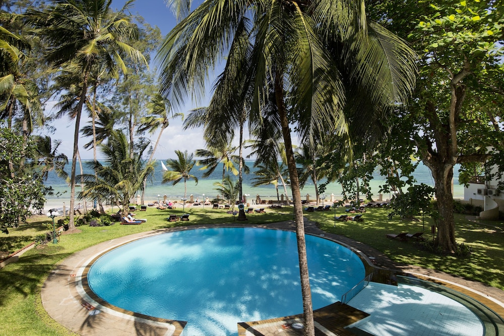 Neptune Beach Resort All Inclusive 29/32