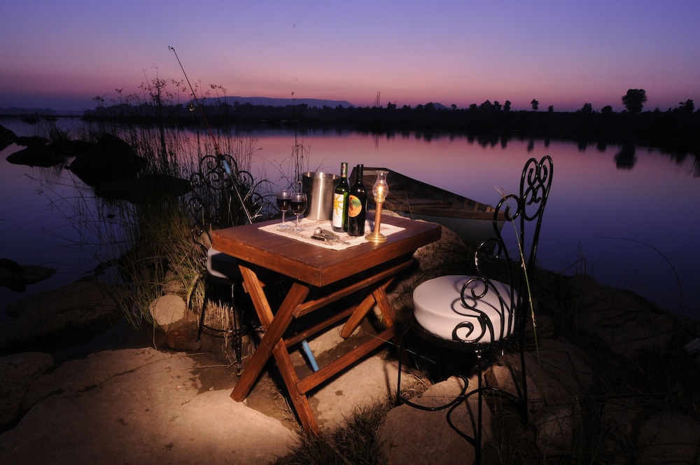 KEN RIVER LODGE 4/24