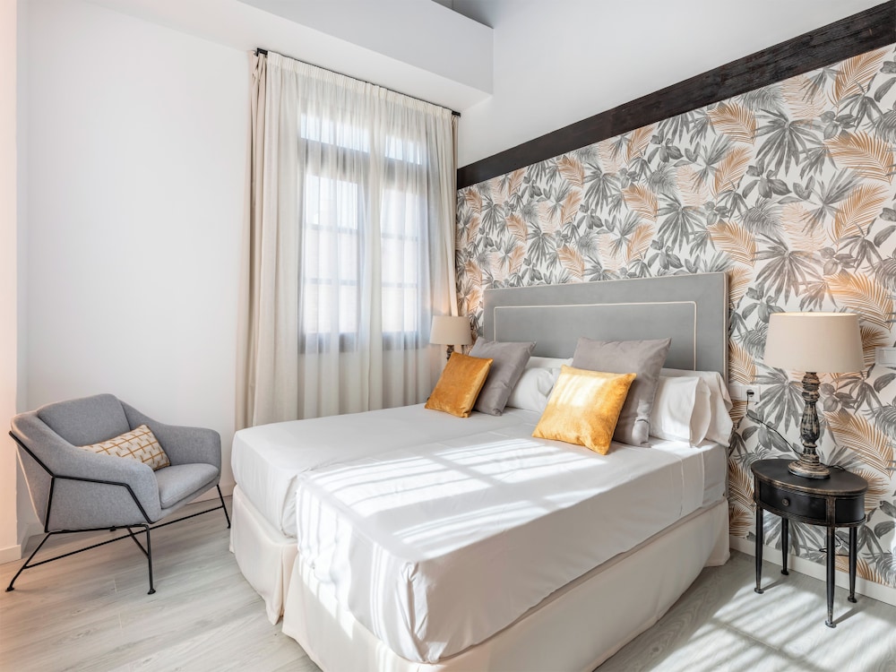 APARTAMENTOS PUERTA ELVIRA SUITES 3000 8/46