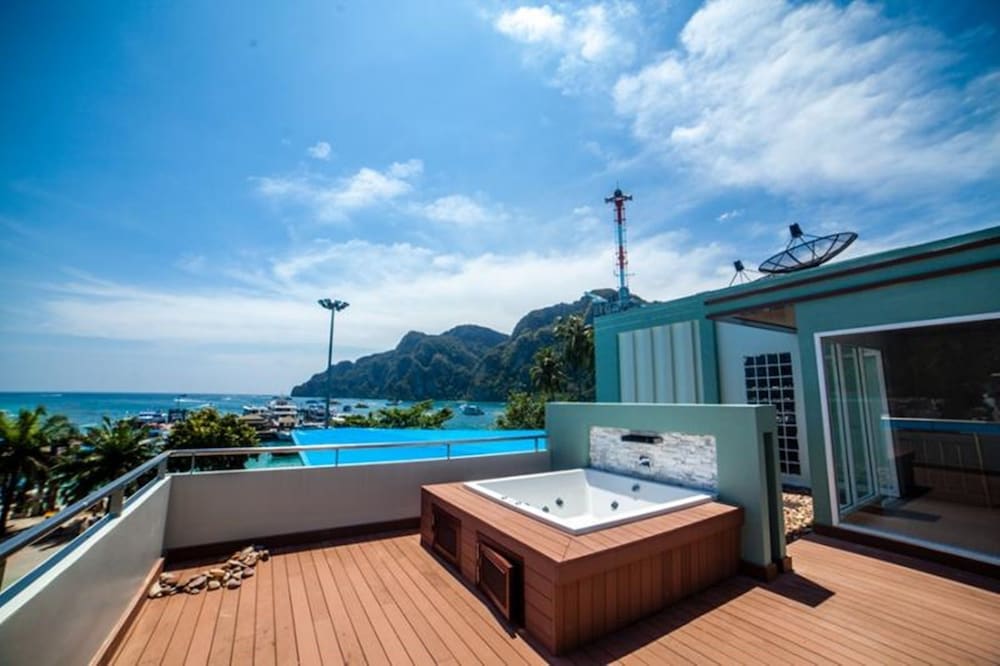 Phi Phi Harbour View Hotel 14/33