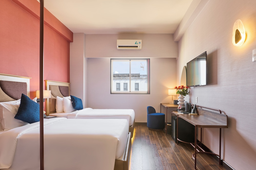 PREMIER, TWIN BEDS