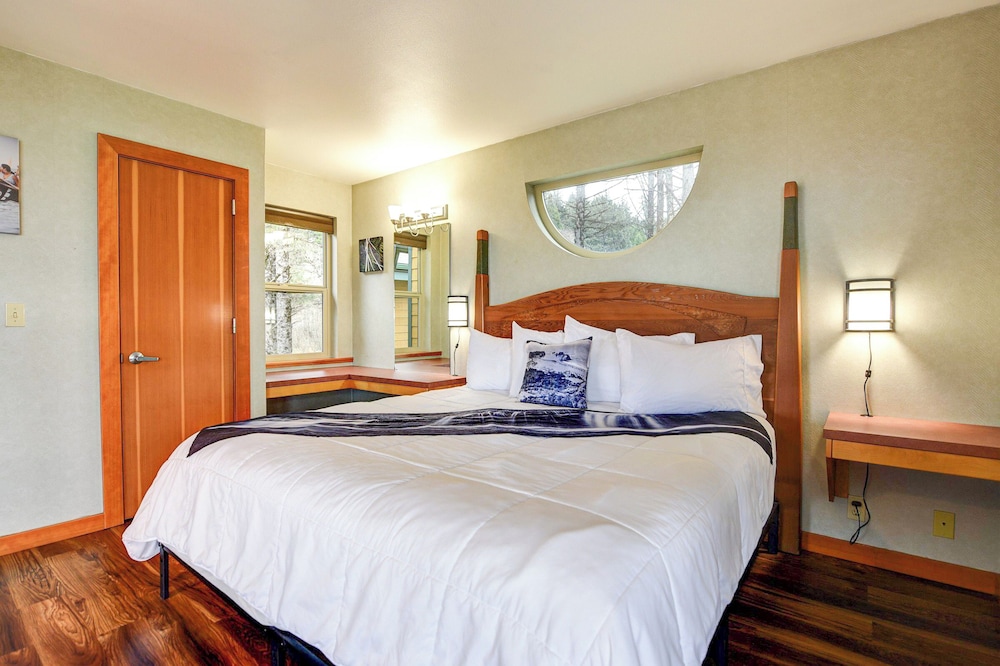Quileute Oceanside Resort 15/50