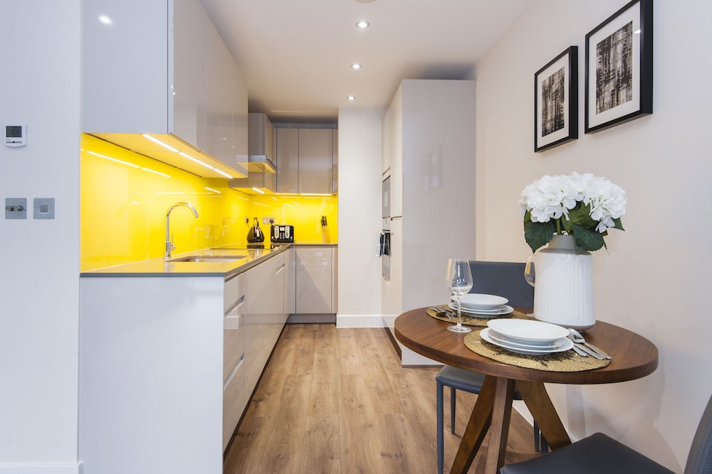 Twyne House Apartments 53/60