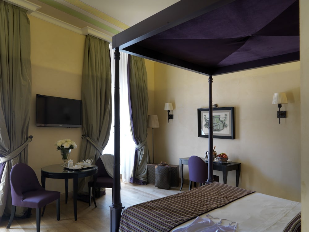 Hotel San Firenze Suites And Spa 29/75