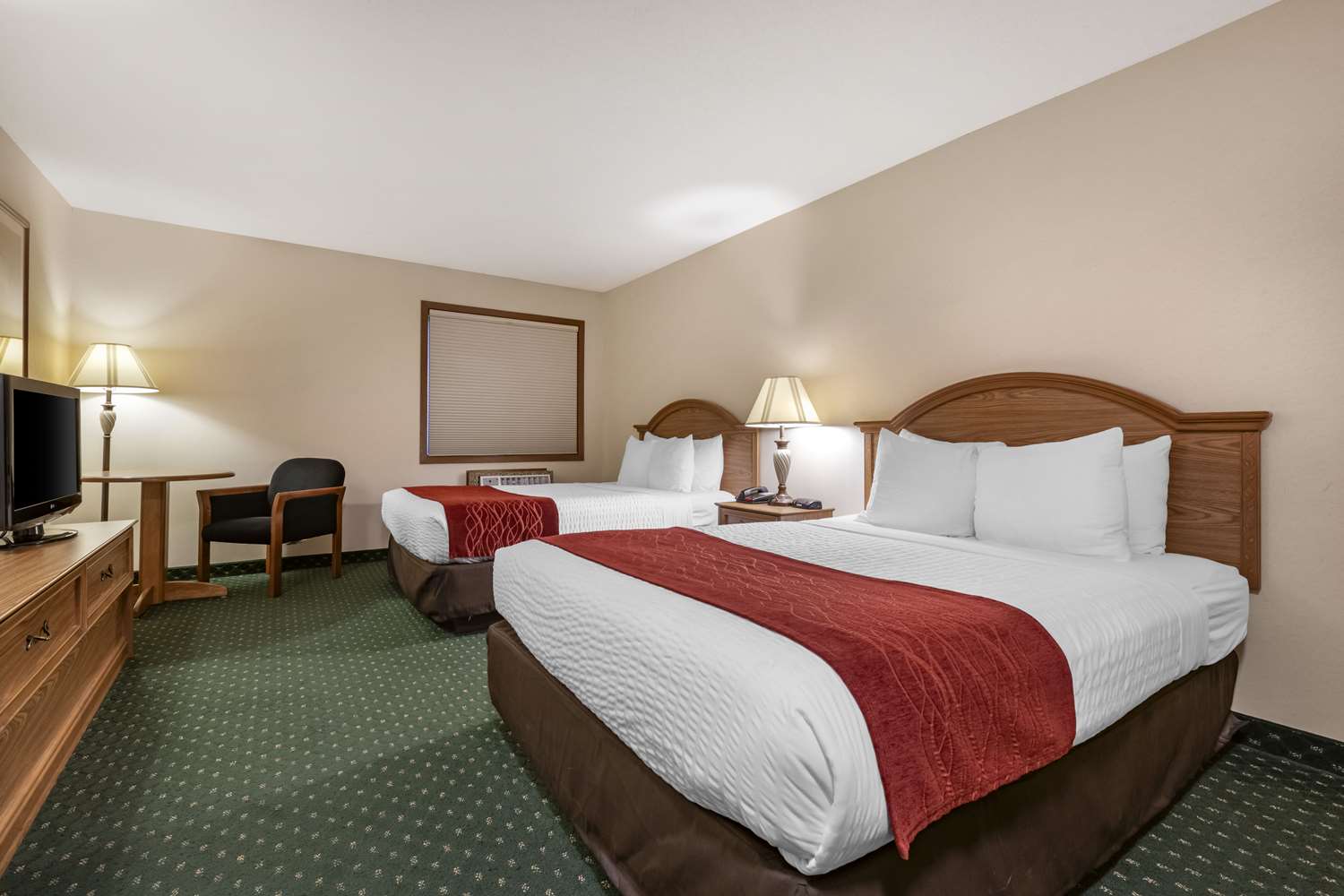 Room, 2 Queen Beds, Sofa, Large