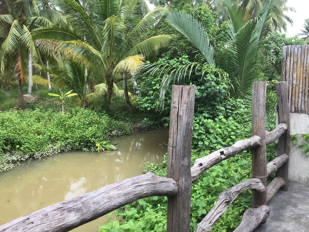 Ruean Thai Nai Bang By Pansak Resort 60/66