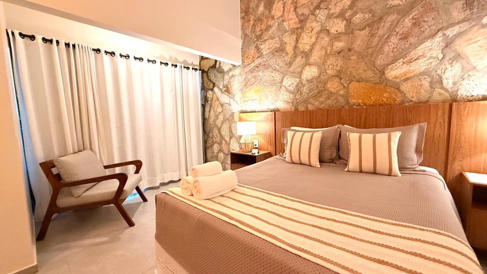 Villa Triacca Eco Pousada 7/28