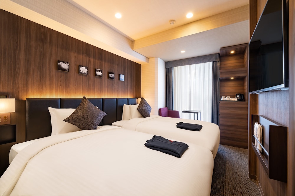 SUPERIOR, TWIN BEDS