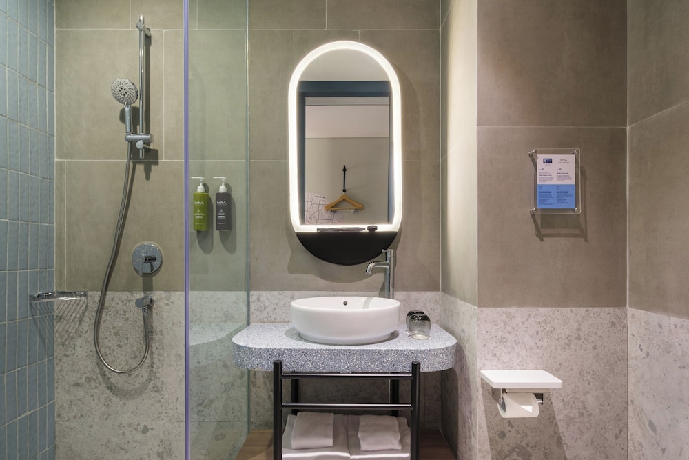 غرفة قياسية بسرير فردي، Holiday Inn Express Bandung Braga 3/3