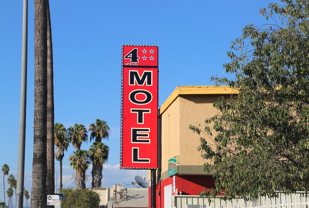 4 Star Motel 10/35