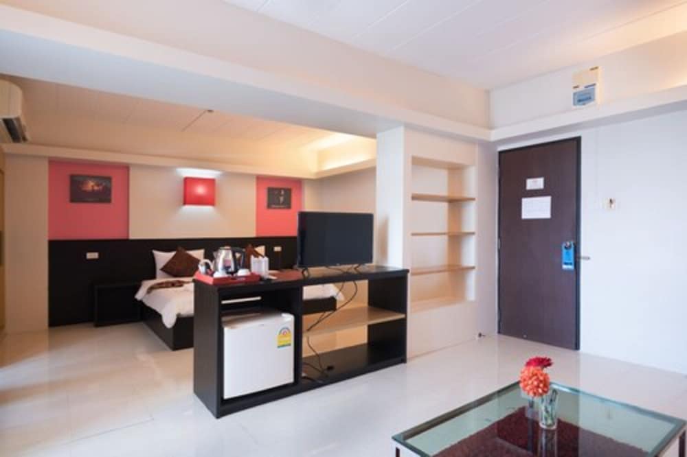 The One Hotel 46/70