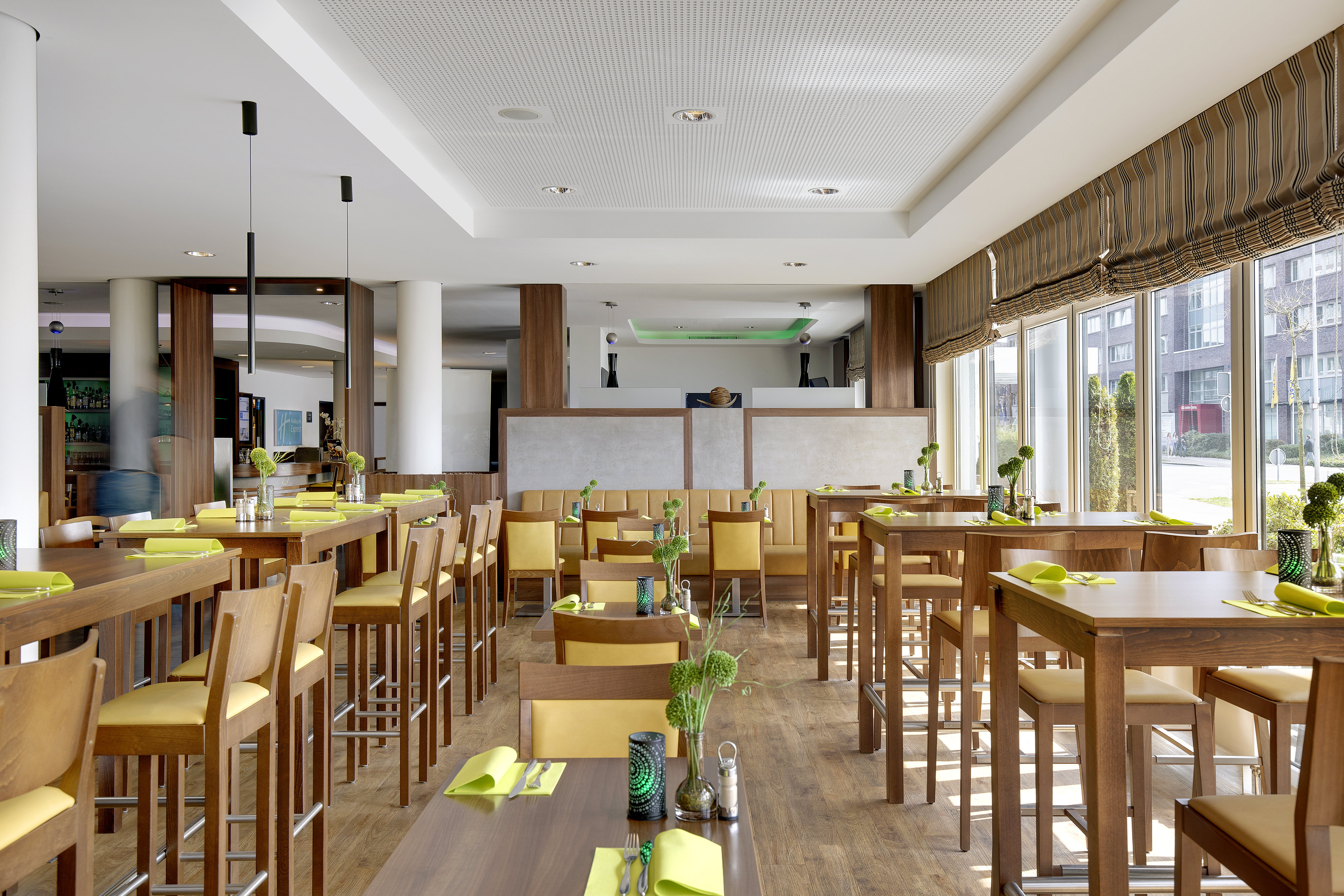 HOLIDAY INN EXPRESS BREMEN AIRPORT 31/47