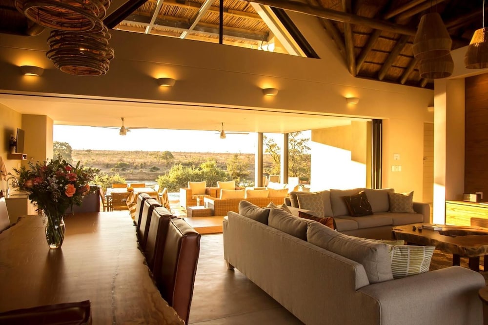 Jacana River Lodge 21/50
