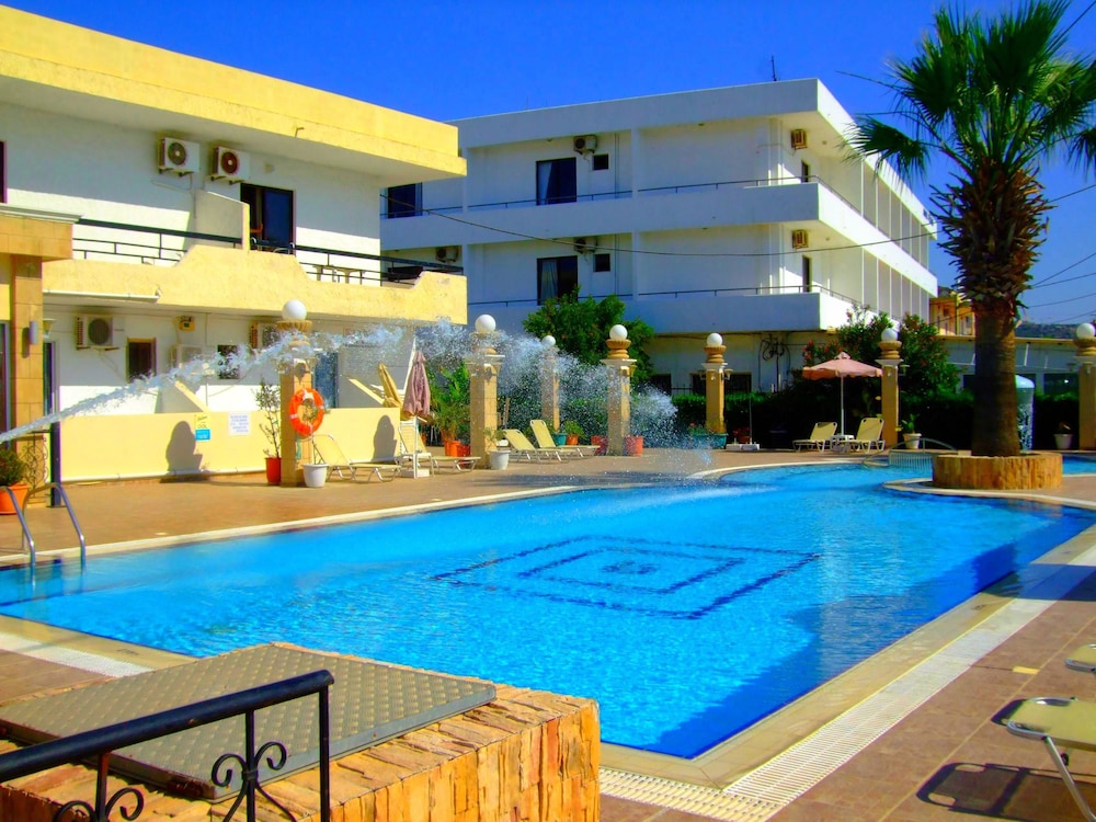 Antonios Hotel 43/62