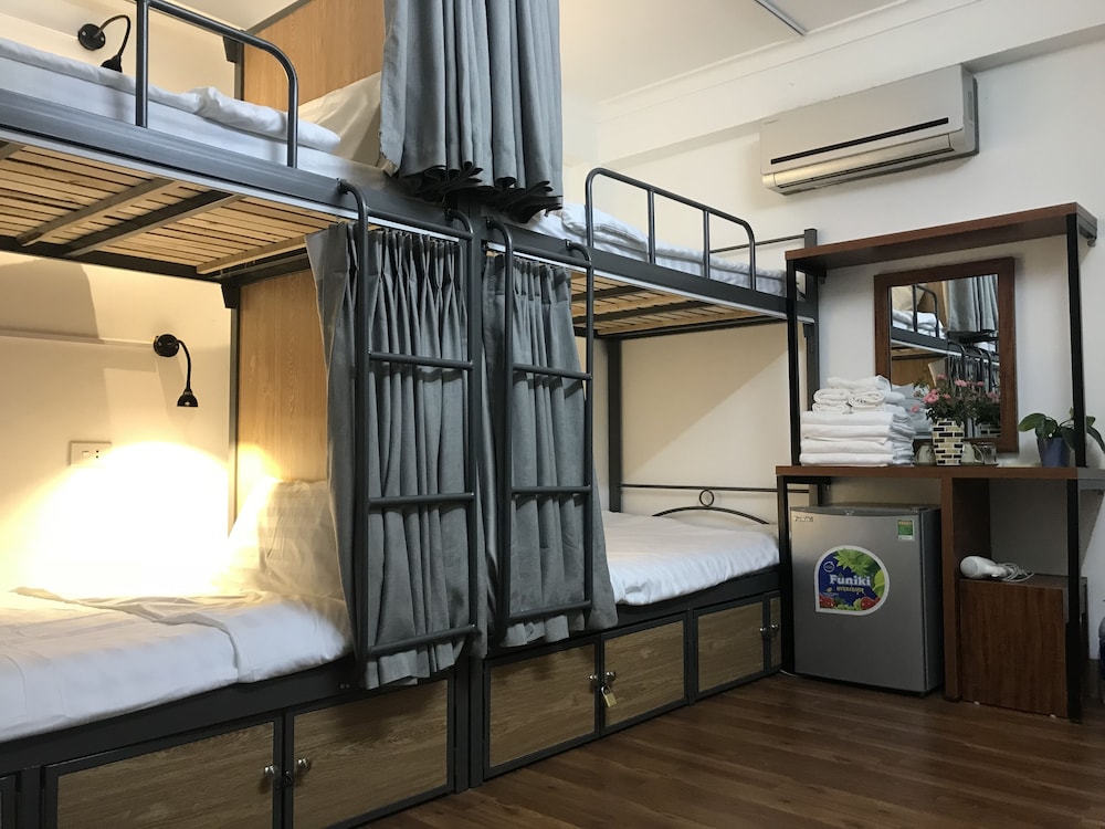 The Autumn Homestay 26/74