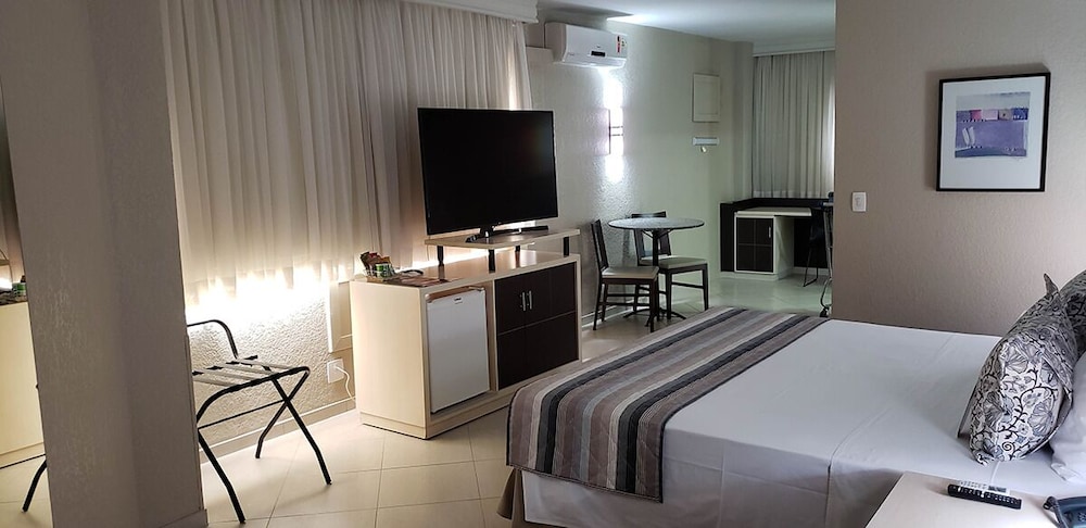 Hotel Metropole Maringa 17/69