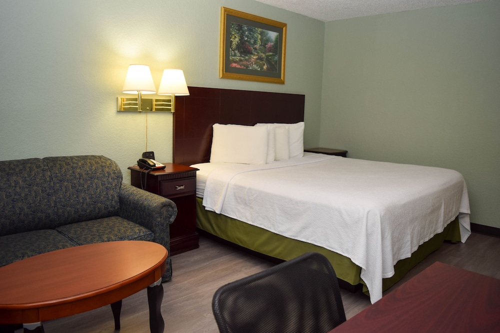 Corning Inn 21/48