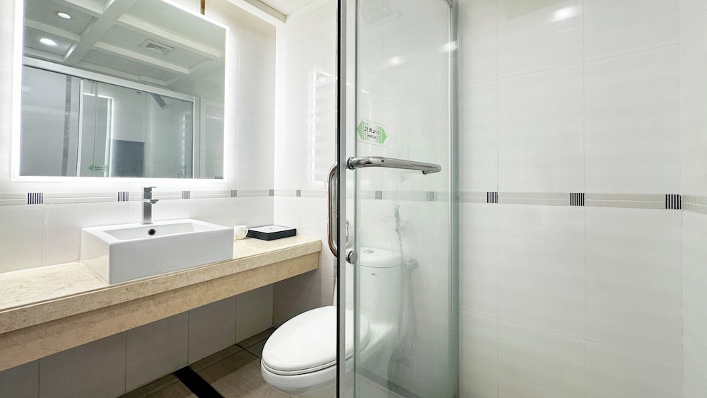 Yuezhi Hotel (Guangzhou Yuexiu Park Subway Station Store) 62/63