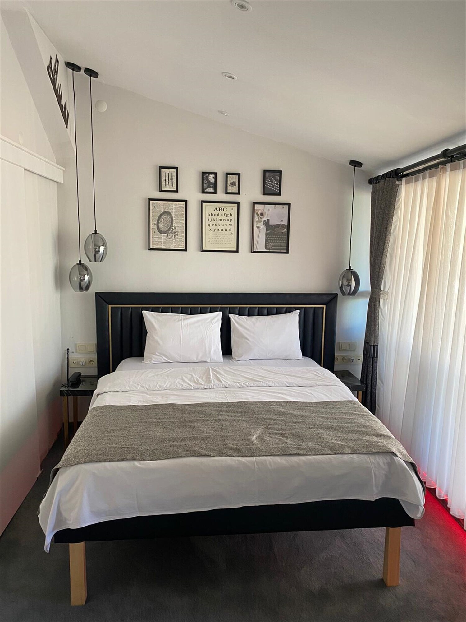 ROOM, DOUBLE BED, BALCONY