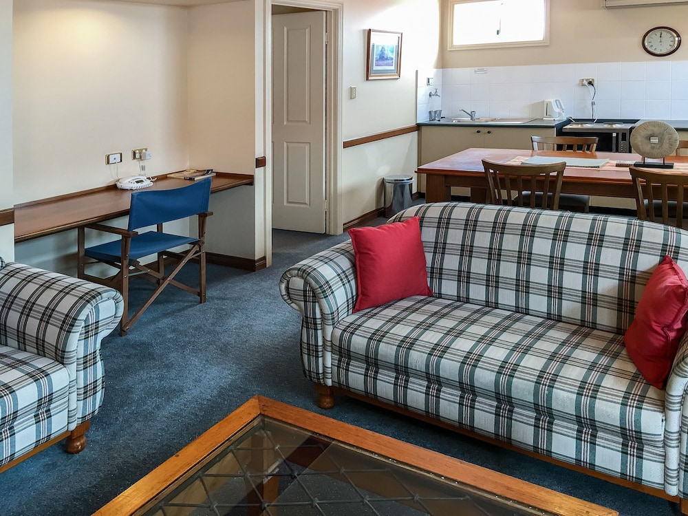 DALBY HOMESTEAD MOTEL 47/65