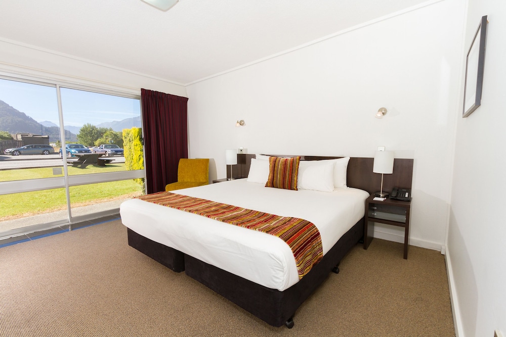 Heartland Hotel Haast 26/59