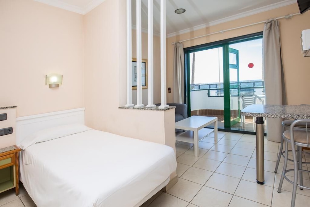Apartamentos Olympia 16/30