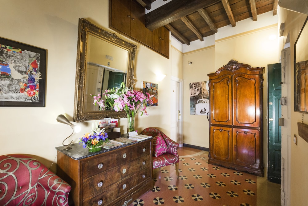 Casa De' Fiori Biscione 6/50