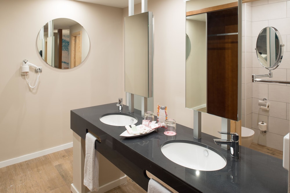 Hotel Costa Calero Thalasso Spa 77/78